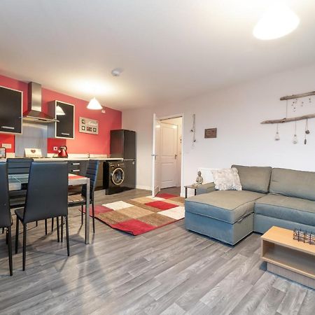 אדינבורו The New Lochend Park View Residence מראה חיצוני תמונה